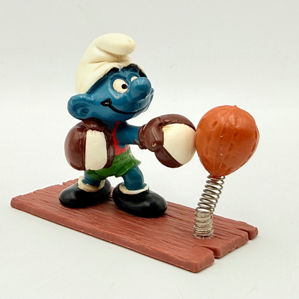 Vintage 1980 Schleich Peyo Smurf Boxer Figurine with Spring Speed Bag Hong Kong